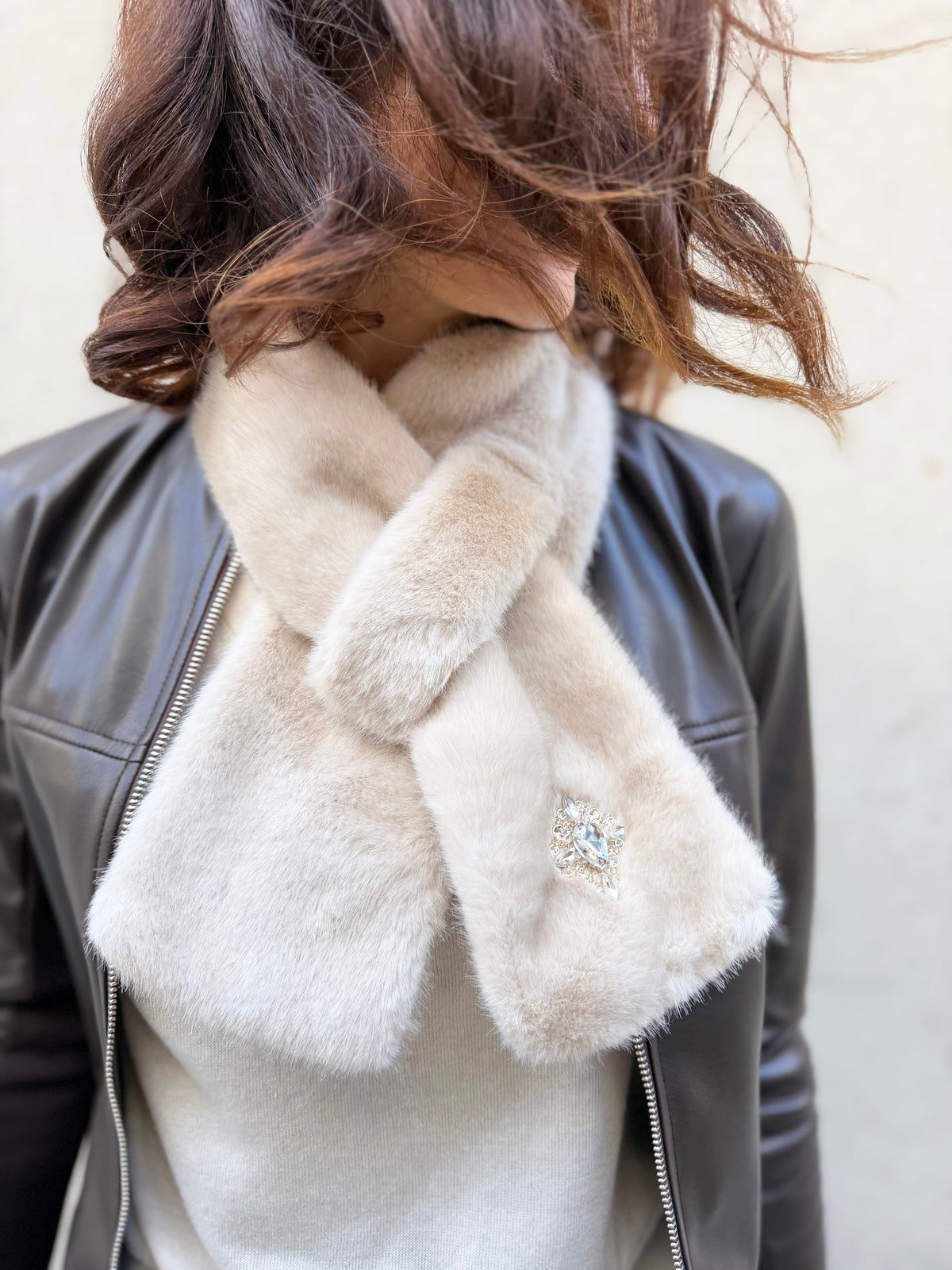 Ayfee collo ecopelliccia strass